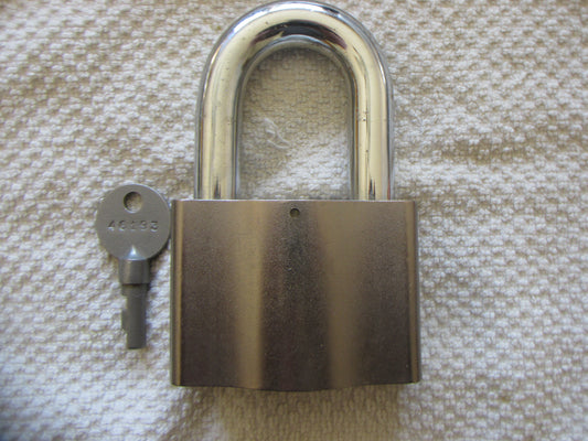 Silver Lock & Key