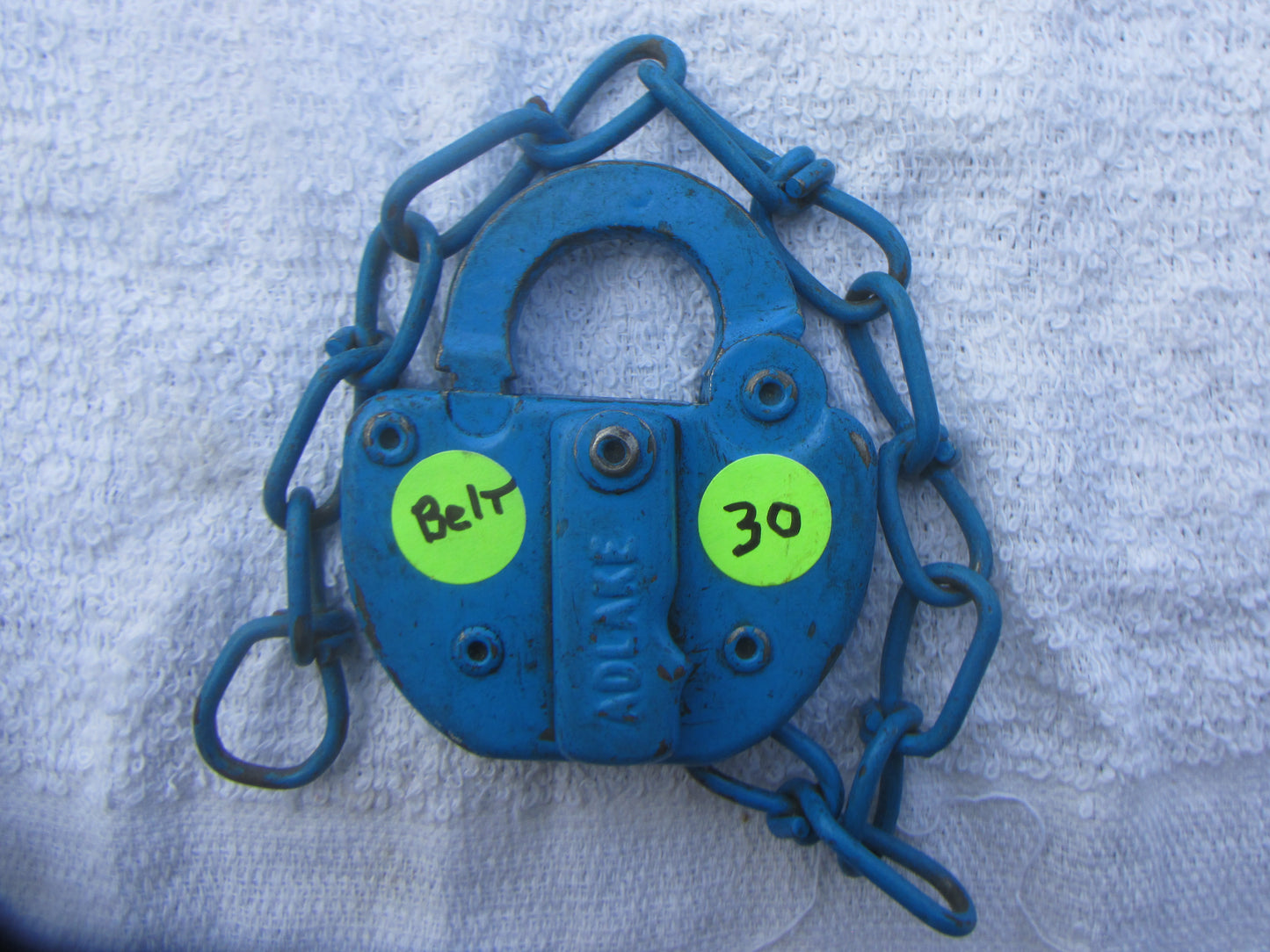 BELT Rip Track Lock ( Green Sticker Lock )