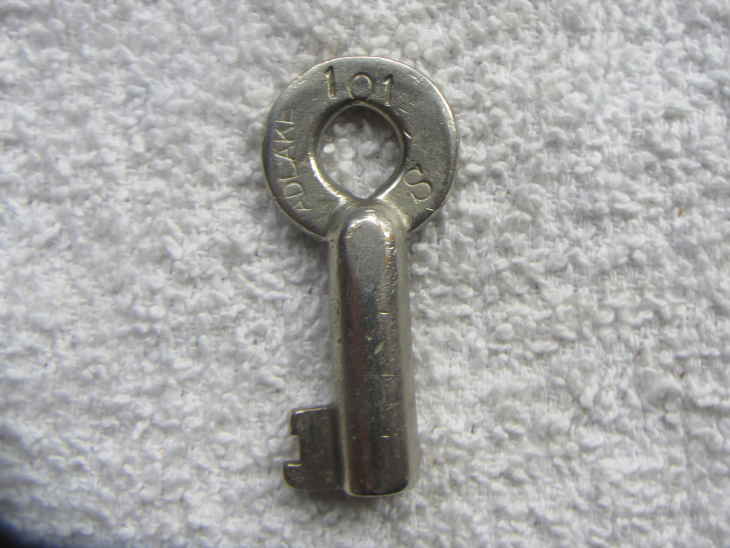 Illinois Central Key ( Chrome Plated )