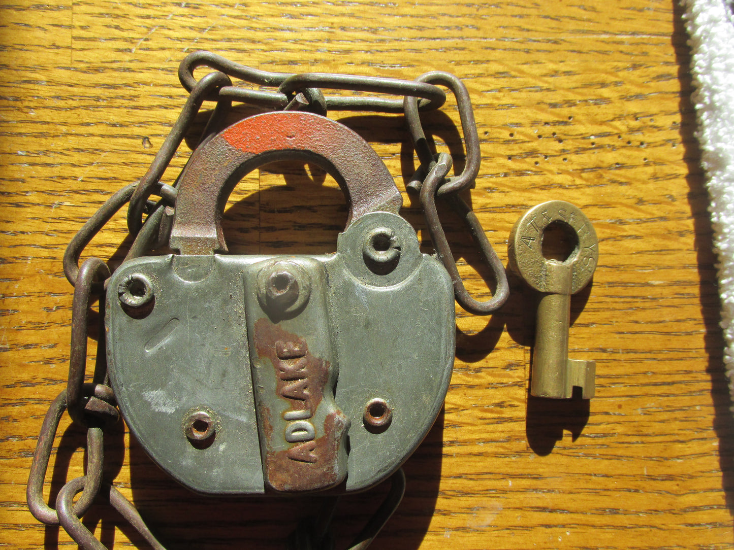 AT-SF Lock & Key set