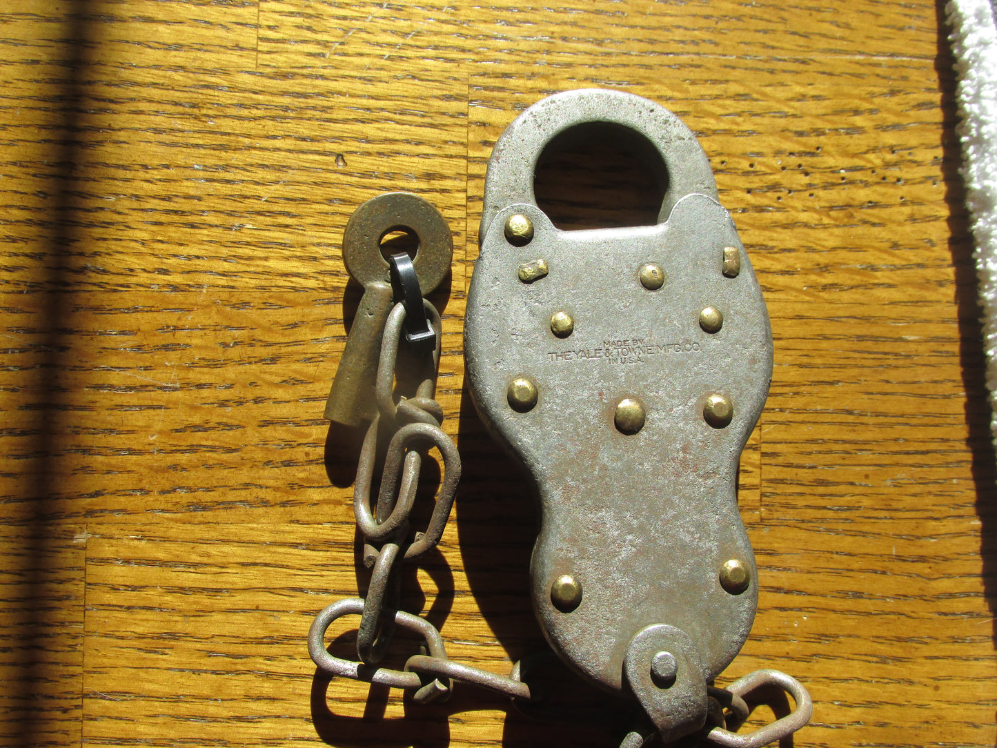 Southern Banjo / Figure 8 Lock & Key Set