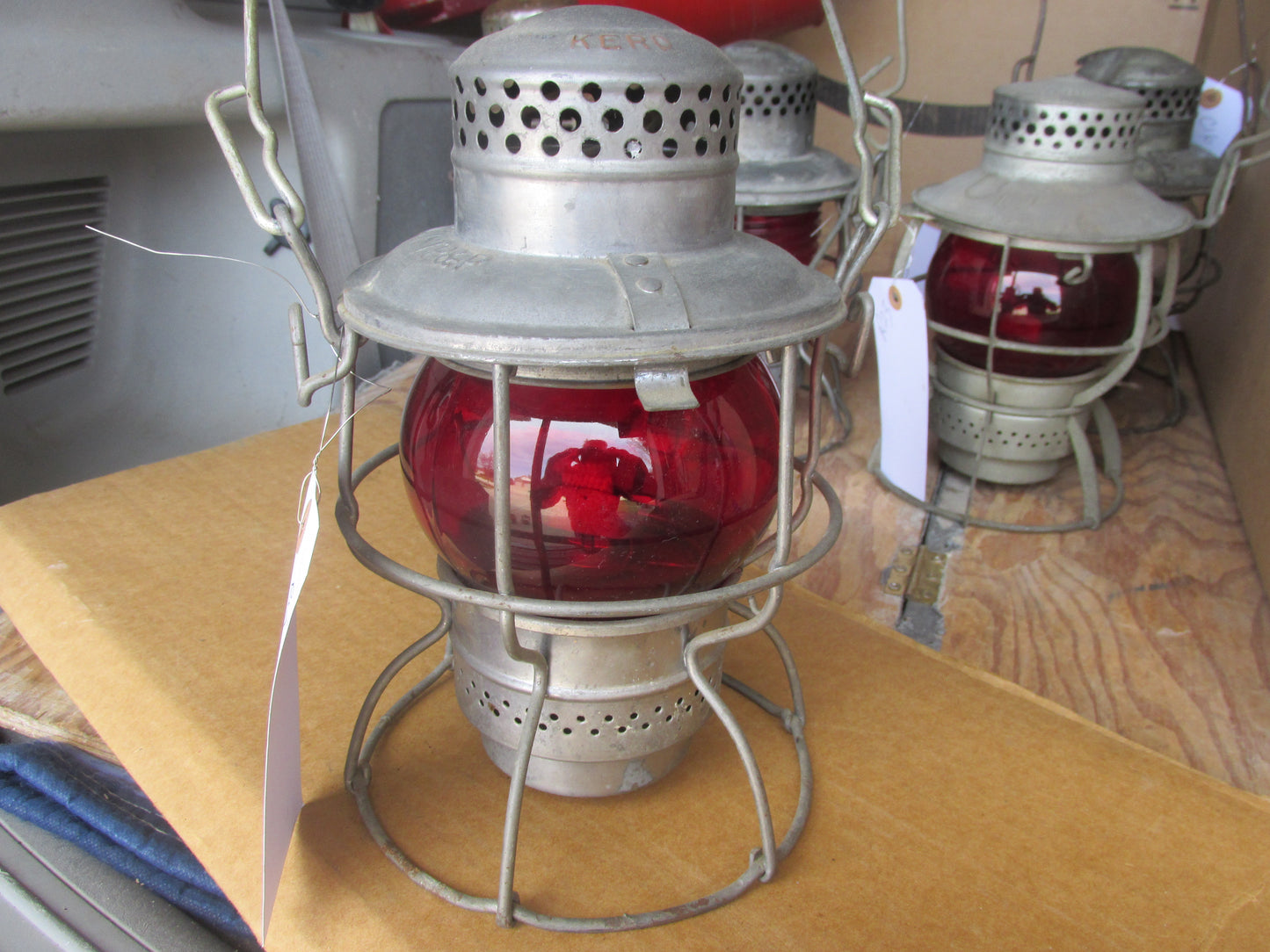 CMSTP&P Short Lantern