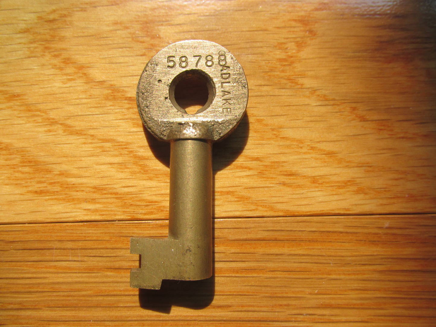 Norfolk & Western Key ( Fancy Back )