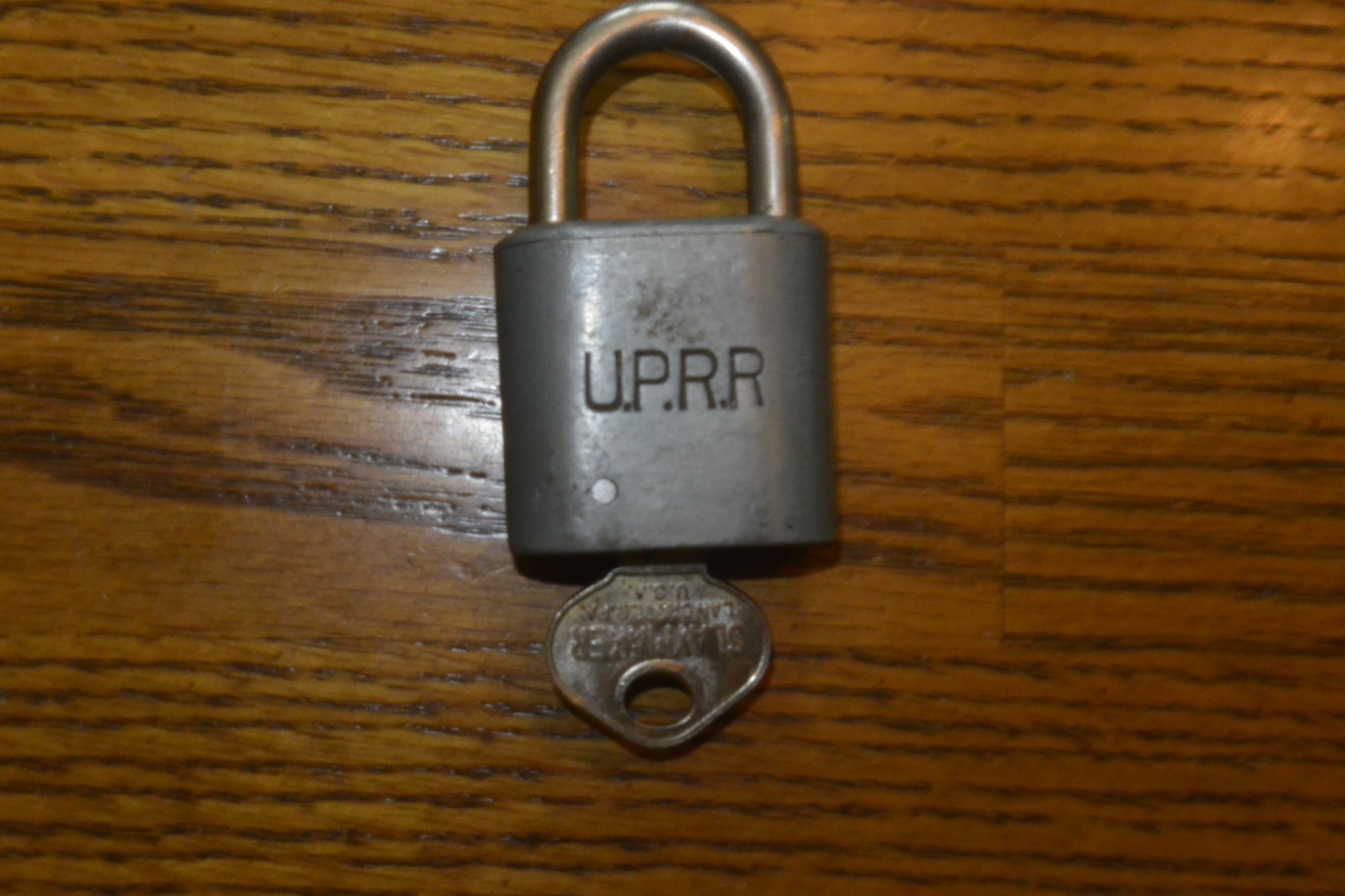 Union Pacific Utility Lock – Midwest Railroad Emporium