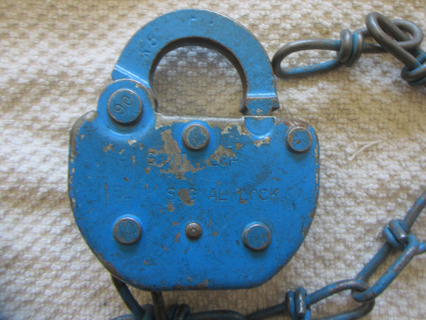 CSX T Mech Blue Signal Lock