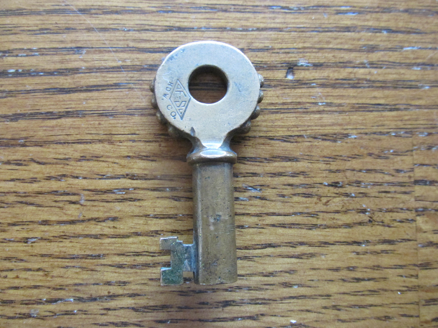 Pennsylvania Knobby Key