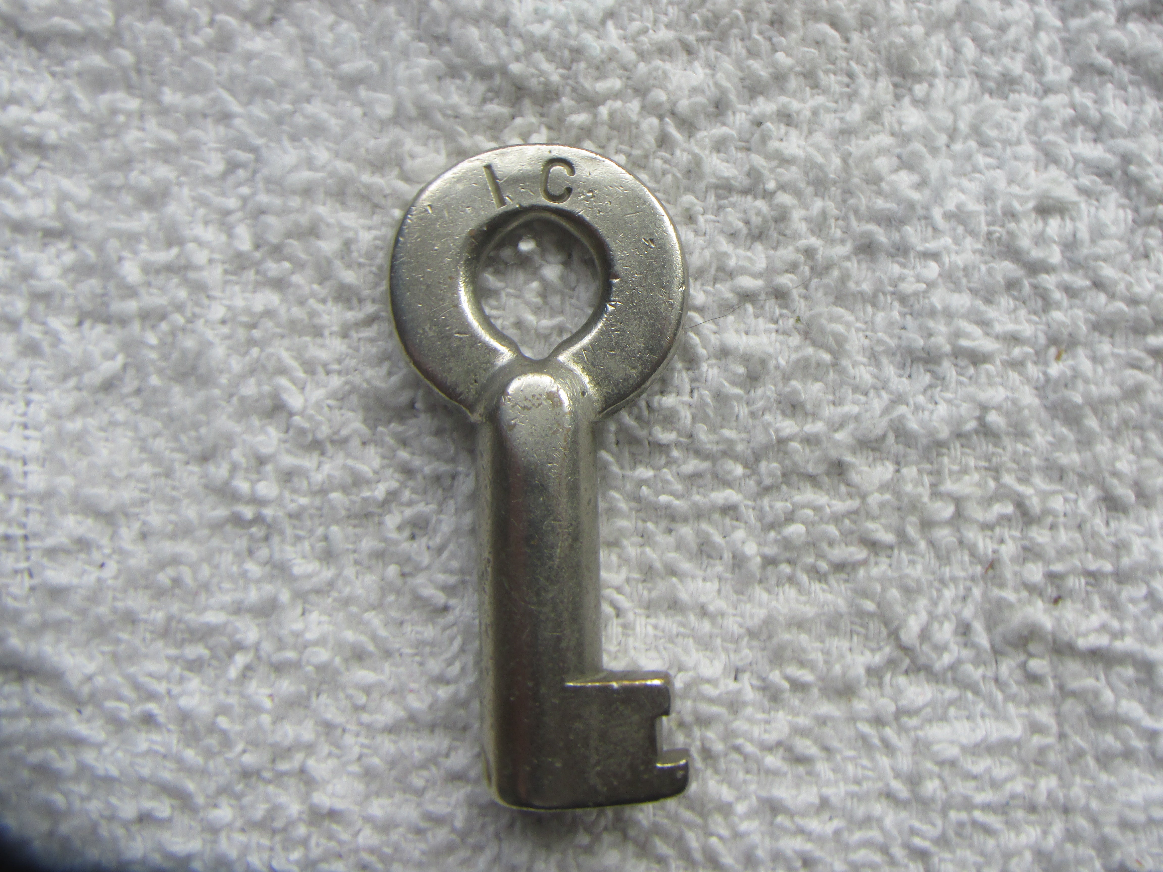 Central Riser Keys Illinois Central Key ( Chrome Plated ) – Midwest Railroad Emporium