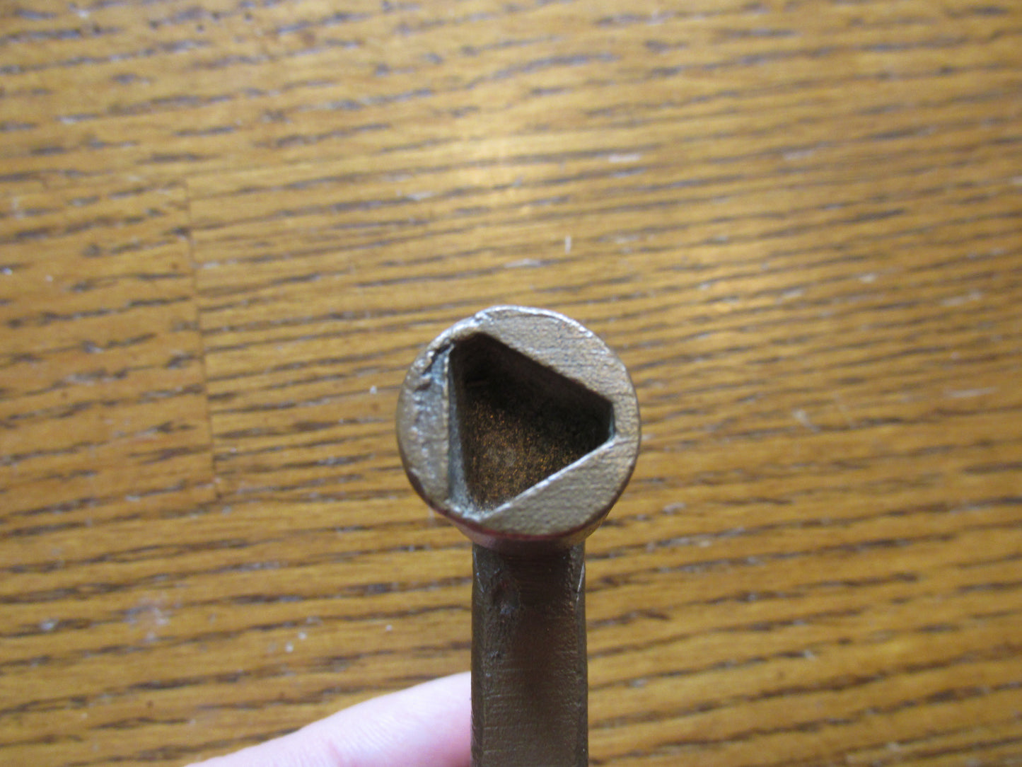 Signal Crank Brass Hex / Triangular