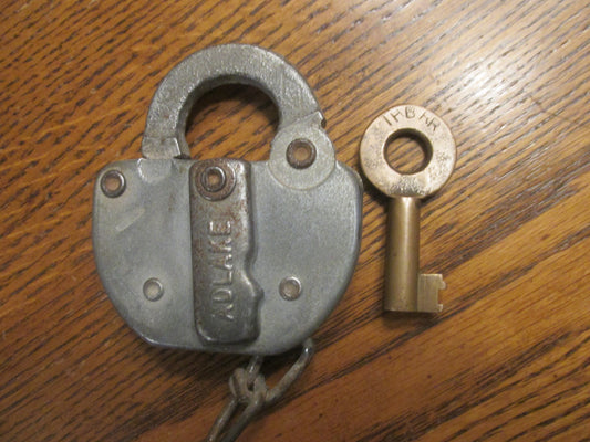 Indiana Harbor Belt Lock / Key