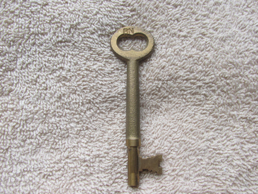 Burlington Northern Coach Key