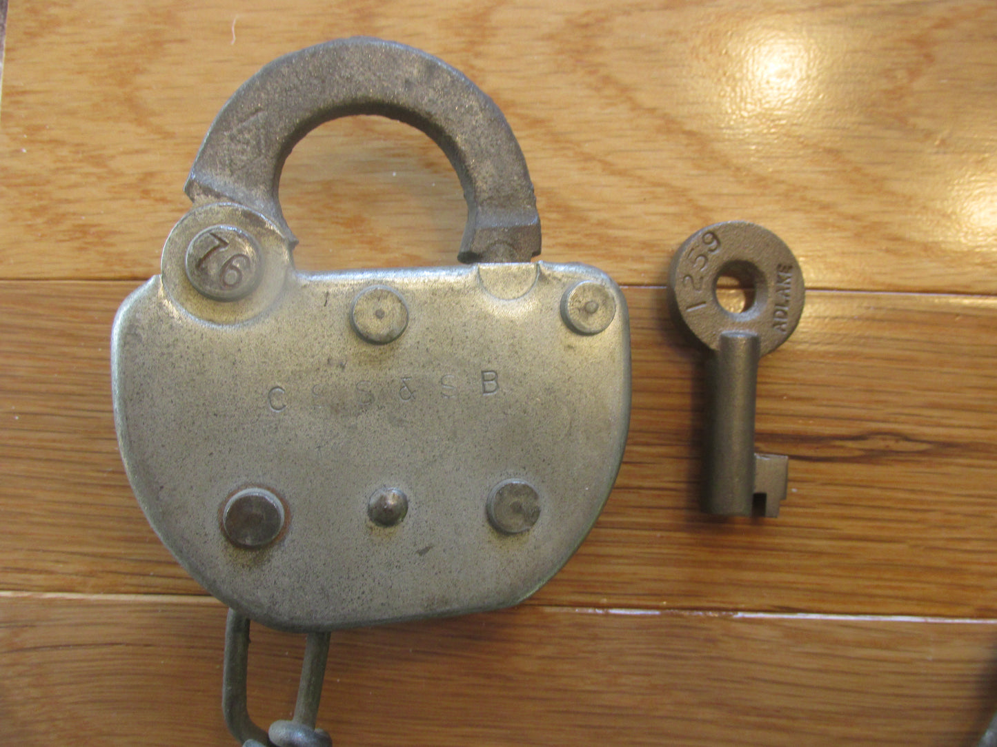 CSS & SB Steel lock & Key