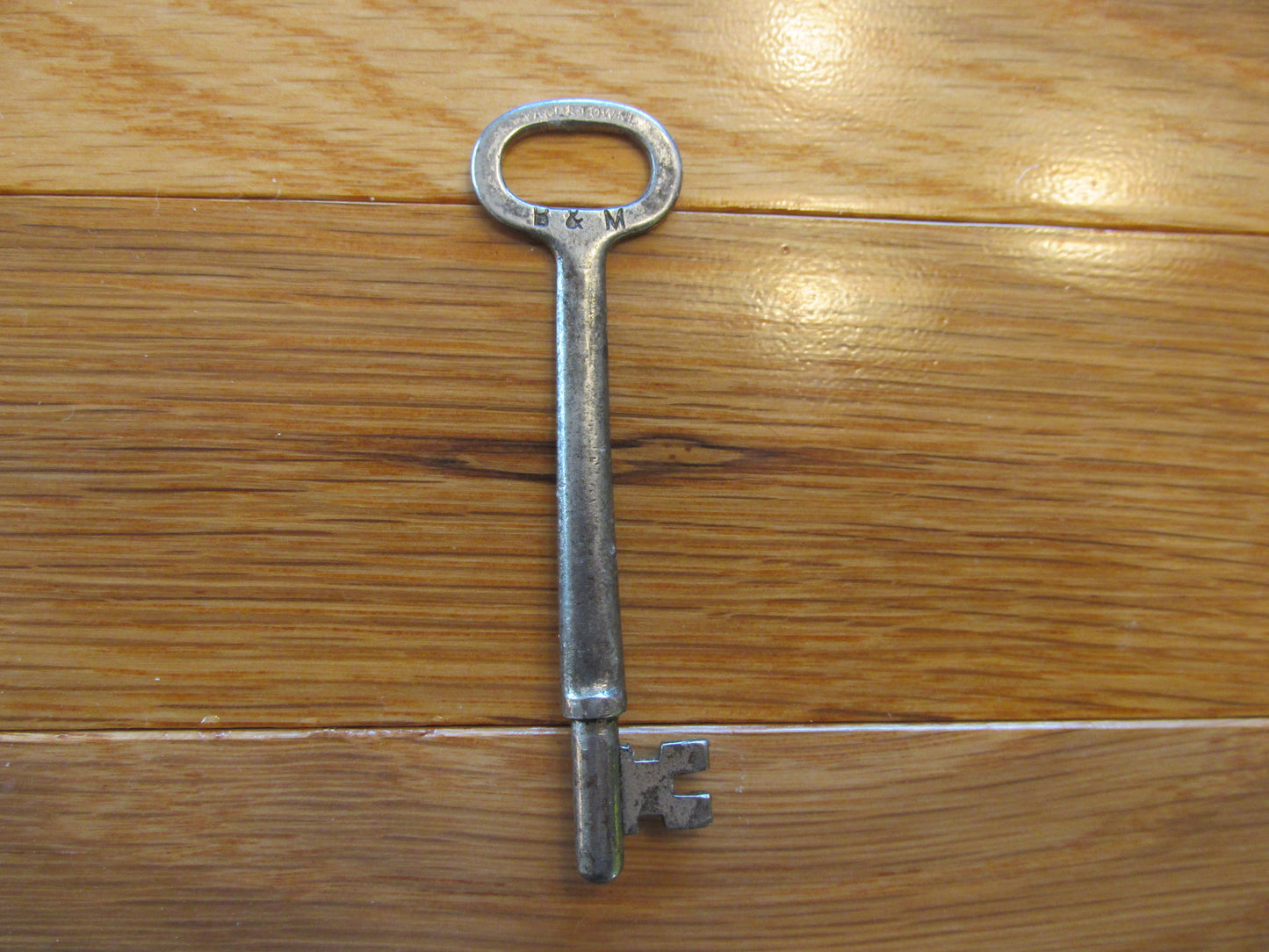 Boston & Maine Coach Key