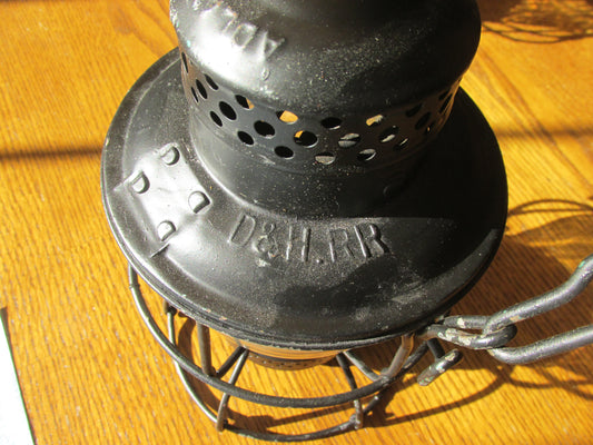 Short Lantern D&H railroad