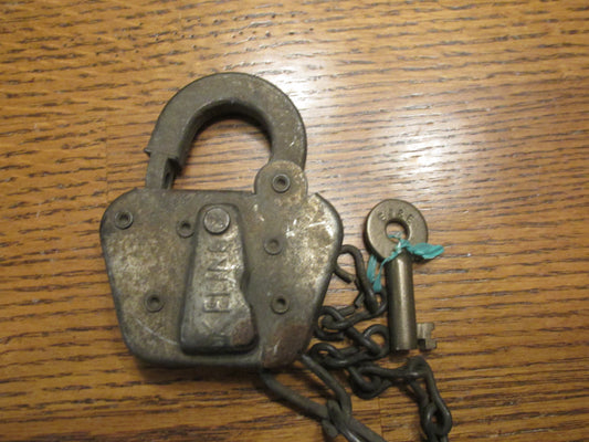 Elgin Joliet & Eastern Lock and Key Set