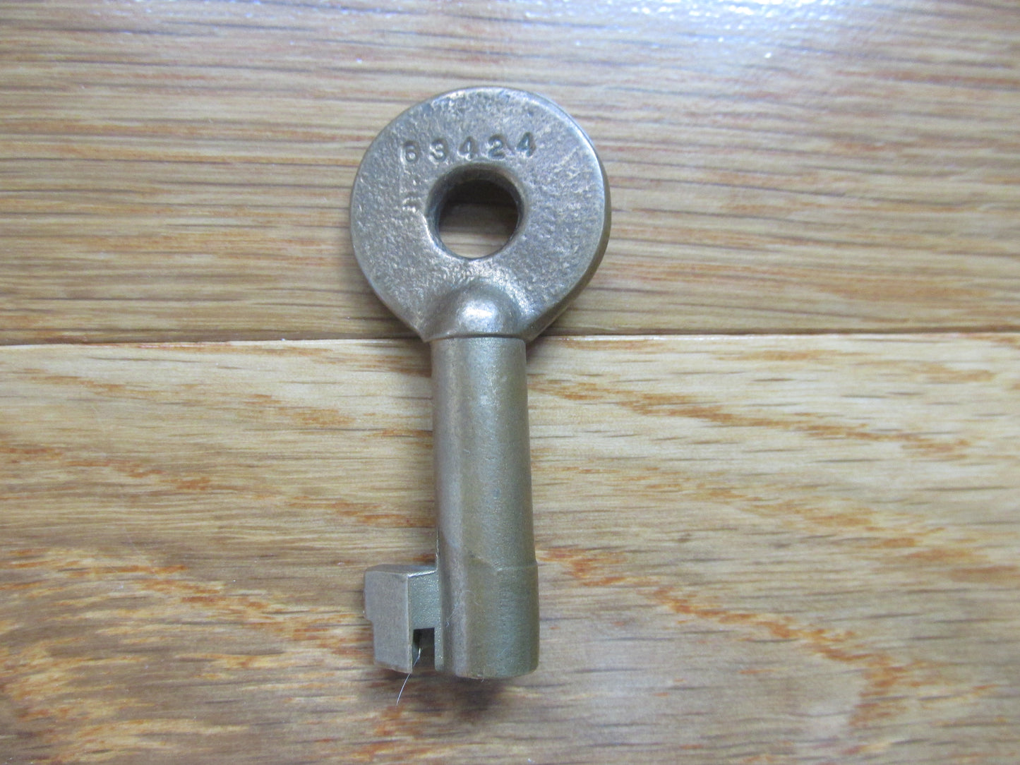 Texas & Pacific Key